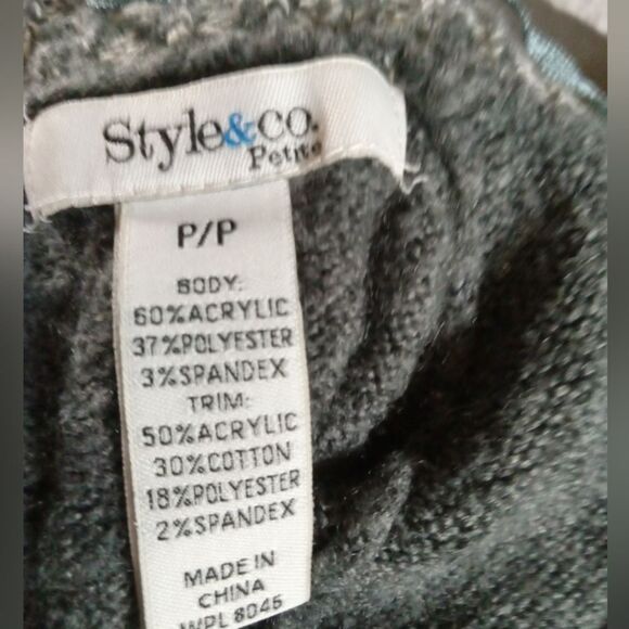 Gray Knit Cowl Turtleneck Sweater with Patterned Torso - Picture 5 of 5